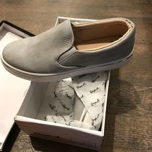 Grey sliders